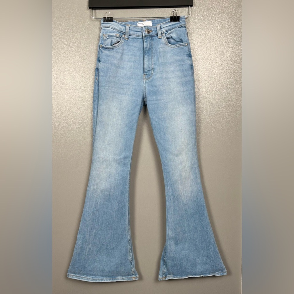Bershka Flare High Rise Denim Blue Jeans Women’s US Size 2